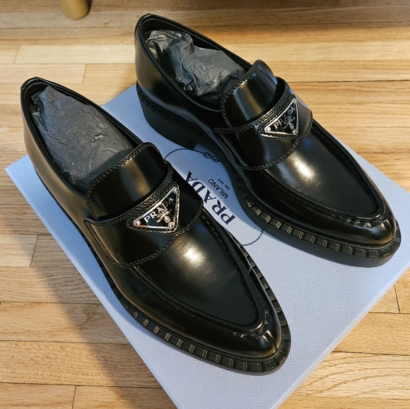 PRADA LOAFERS - Picture 2 of 7